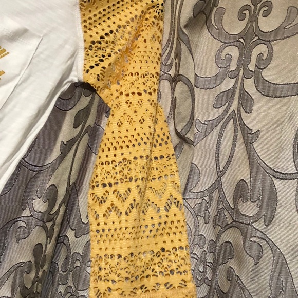 Ariat hey y’all shirt - Picture 4 of 4